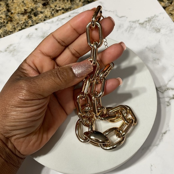 Fashion Nova Can’t Buy Class Necklace - Picture 7 of 9